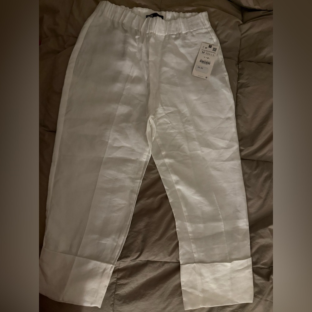 Zara women’s  Crisp White Dress Pants cuff wide leg